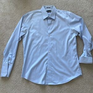 Calibrate trim fit button down shirt.